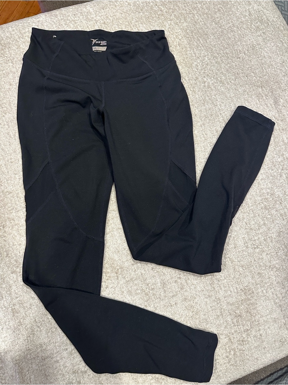 Old Navy Black High-Waist Performance Leggings